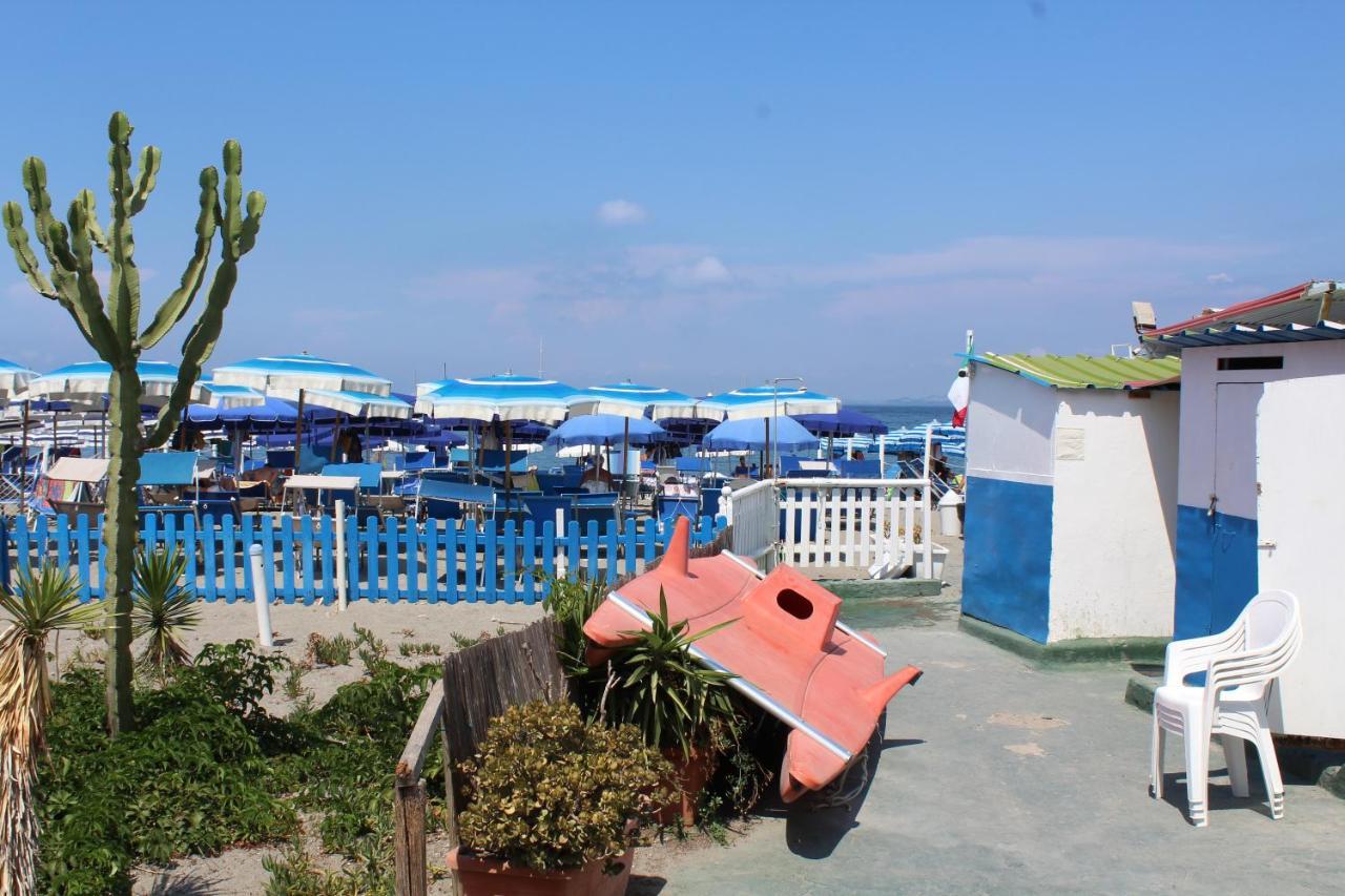 La Casa Ridente : Ischia Porto Apartment Bagian luar foto